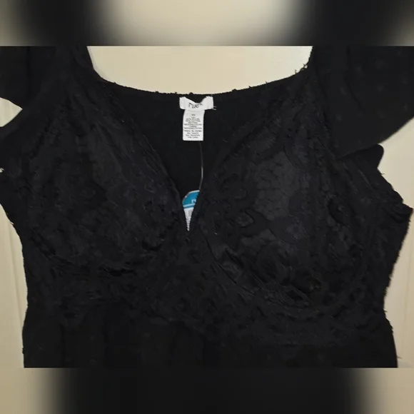 SOLD  Rue21 - Picture 2 of 7